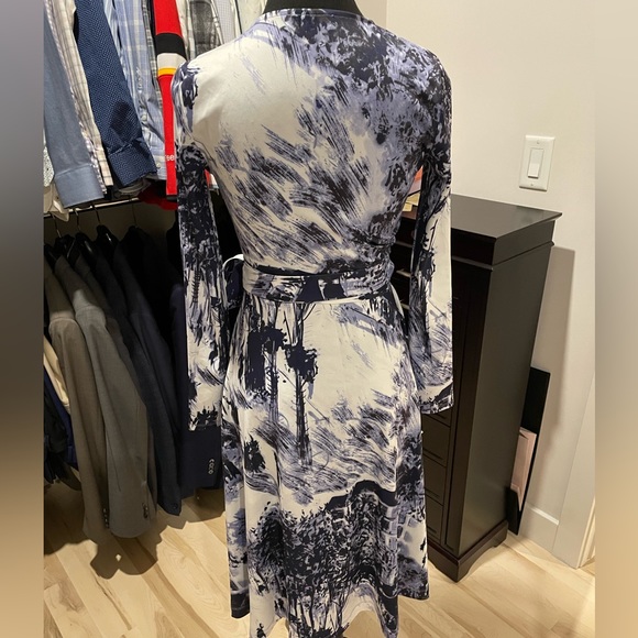 Babaton Wrap Dress Sz XS - Picture 2 of 5